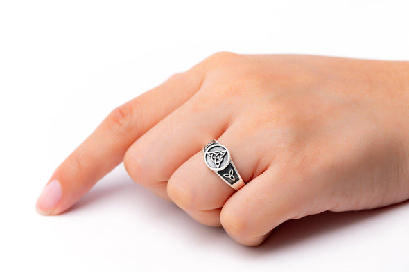 Explore 925 Sterling Silver Ladies Celtic Triquetra Ring